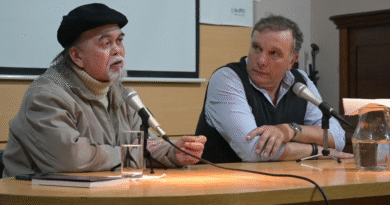 YA TAMPOCO LASCANO TIENE QUIEN LE ESCRIBA . Alejo Umpierrez rinde homenaje a Víctor Velázquez,recientemente fallecido