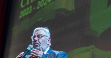 CINCO ROCHENSES NOMINADOS A PREMIOS CHARRÚA.           Habla ERNESTO ORTIZ (Pte. C.P.D.U.)