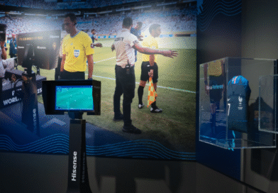 La primera vez: el VAR debutó en la Copa Mundial de la FIFA con Griezmann y el árbitro uruguayo Cunha