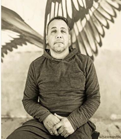 LA UNÁNIME FRAGANCIA DEL VERBO EN FLOR, ensayo de Darío Amaral