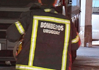 Rescate de tres personas en aguas del arroyo “India Muerta”