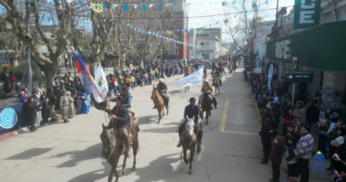 Rocha conmemoró un nuevo aniversario de la Declaratoria de la Independencia con acto y desfile
