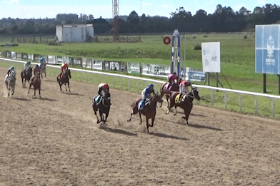 EXITOSO ANIVERSARIO DEL HIPODROMO DE ROCHA